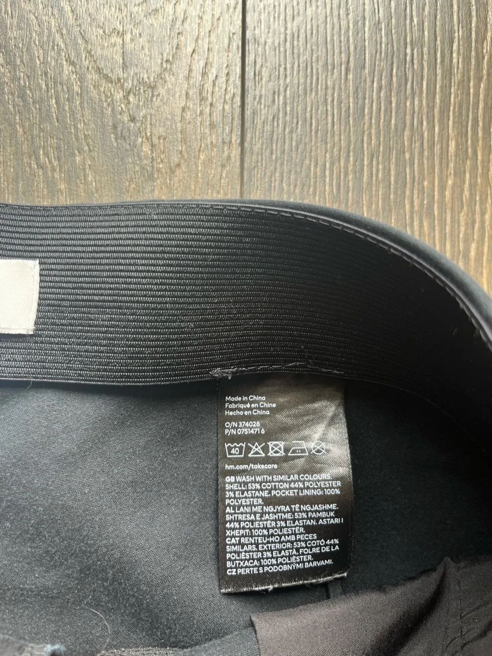 NWOT H&M Slim Tapered Fit Trousers